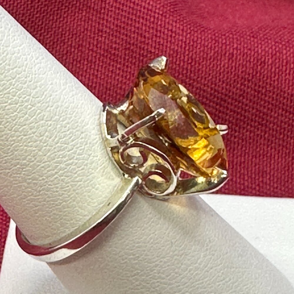 Large Natural Citrine Stone Ring on Silver Base.  Size 8. - Picture 14 of 14